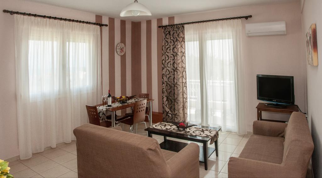 Second Home Skala Sotiros Phòng bức ảnh